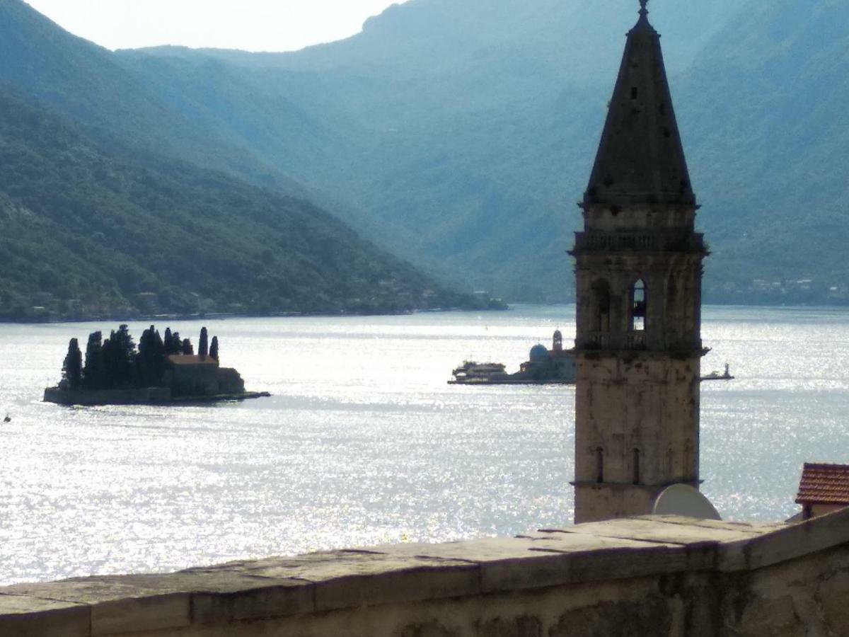 Ferienwohnung Old House Perast Exterior foto